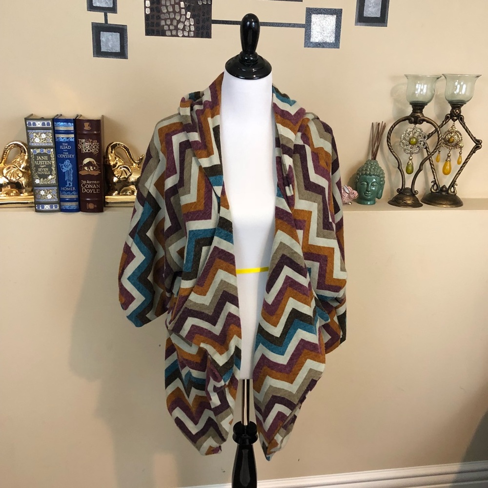 LF Mags & Pye Chevron Hooded Sweater Jacket Sz OS